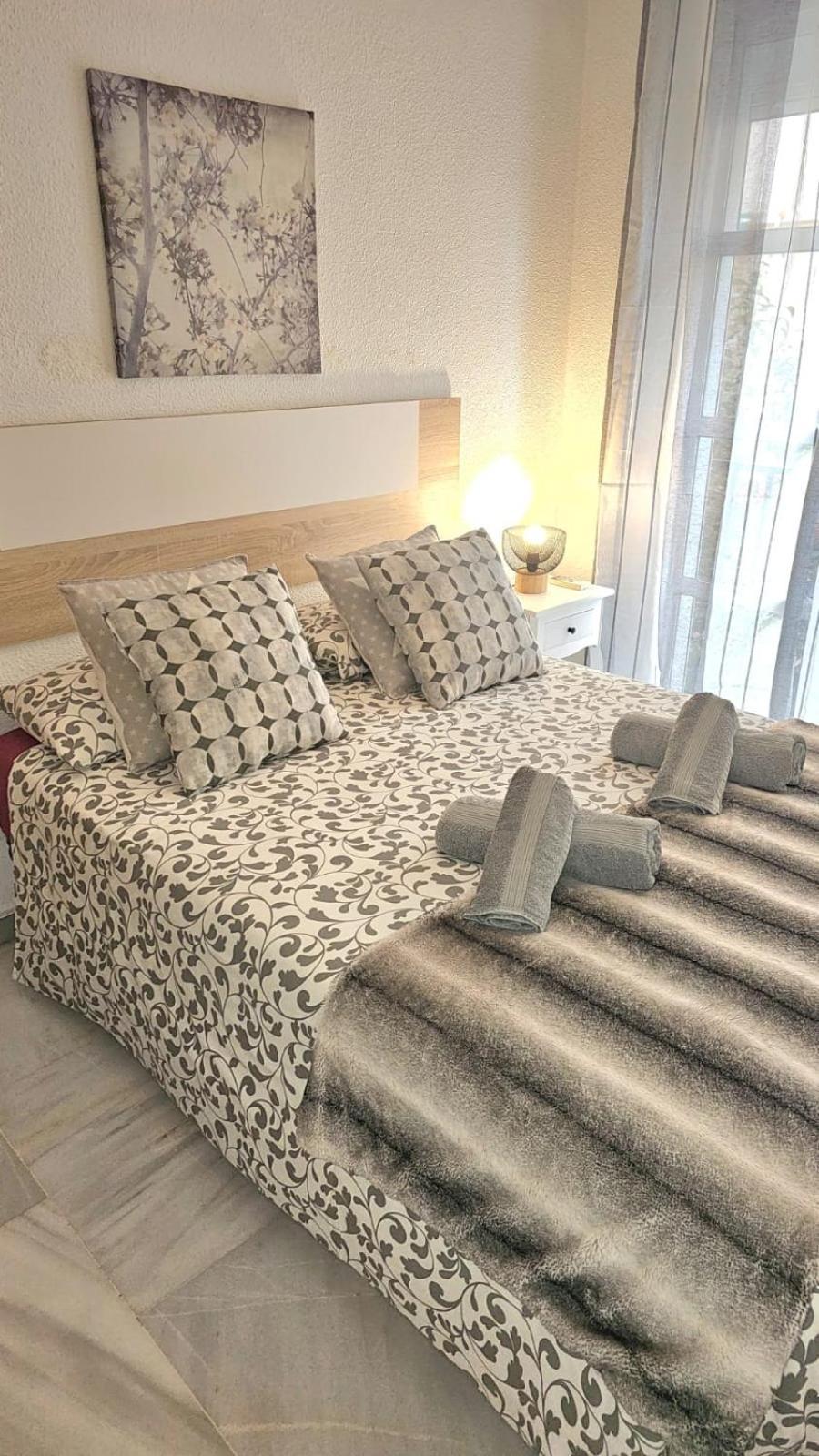 Ideal Holiday Apartment City Center *